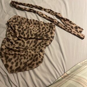 Leopard print top